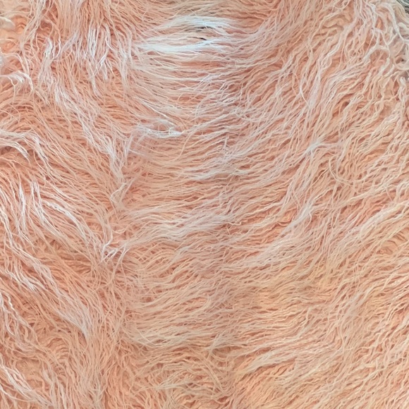 Sleeveless Statement Vest in Pink Curly Hair - Picture 5 of 7